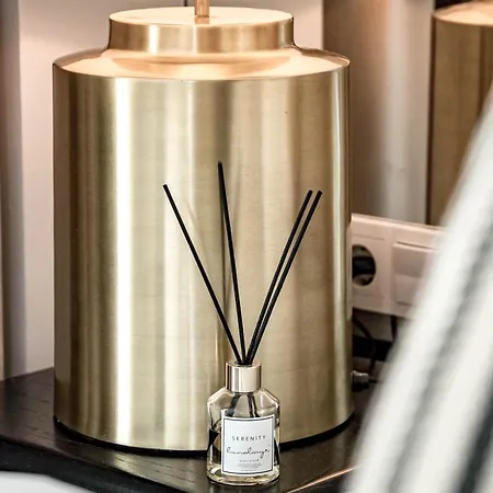 New Luxury In Estepona, Costa Del Sol - Short Walk To The Beach, Old Town & Marina Apartment Estepona